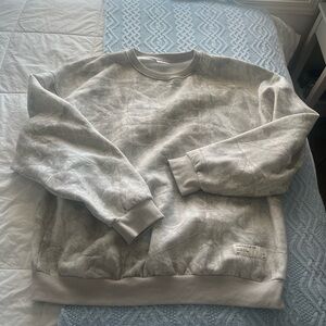 Crewneck Sweatshirt in Light Gray Marble - Classic Comfort